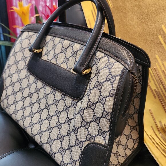 Gucci GG Plus Handbag - Picture 4 of 16
